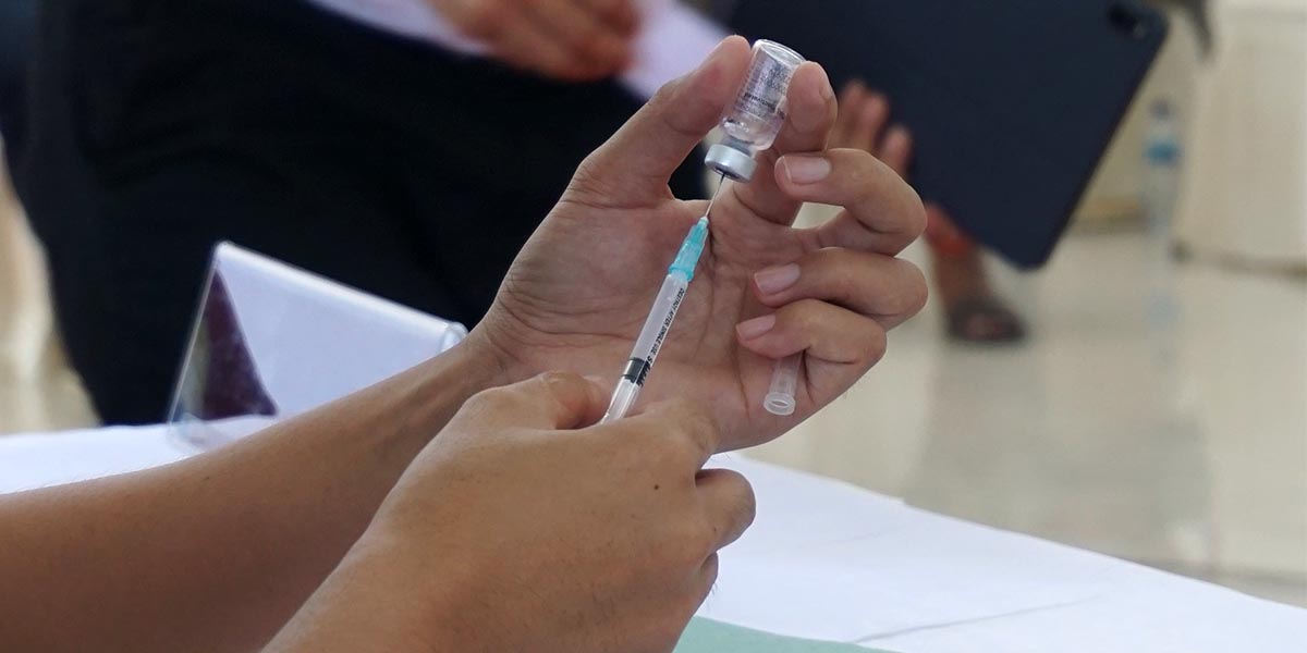 Vaksin covid-19 jenis sinovac. Foto: Anti Patabang/Papua60detik